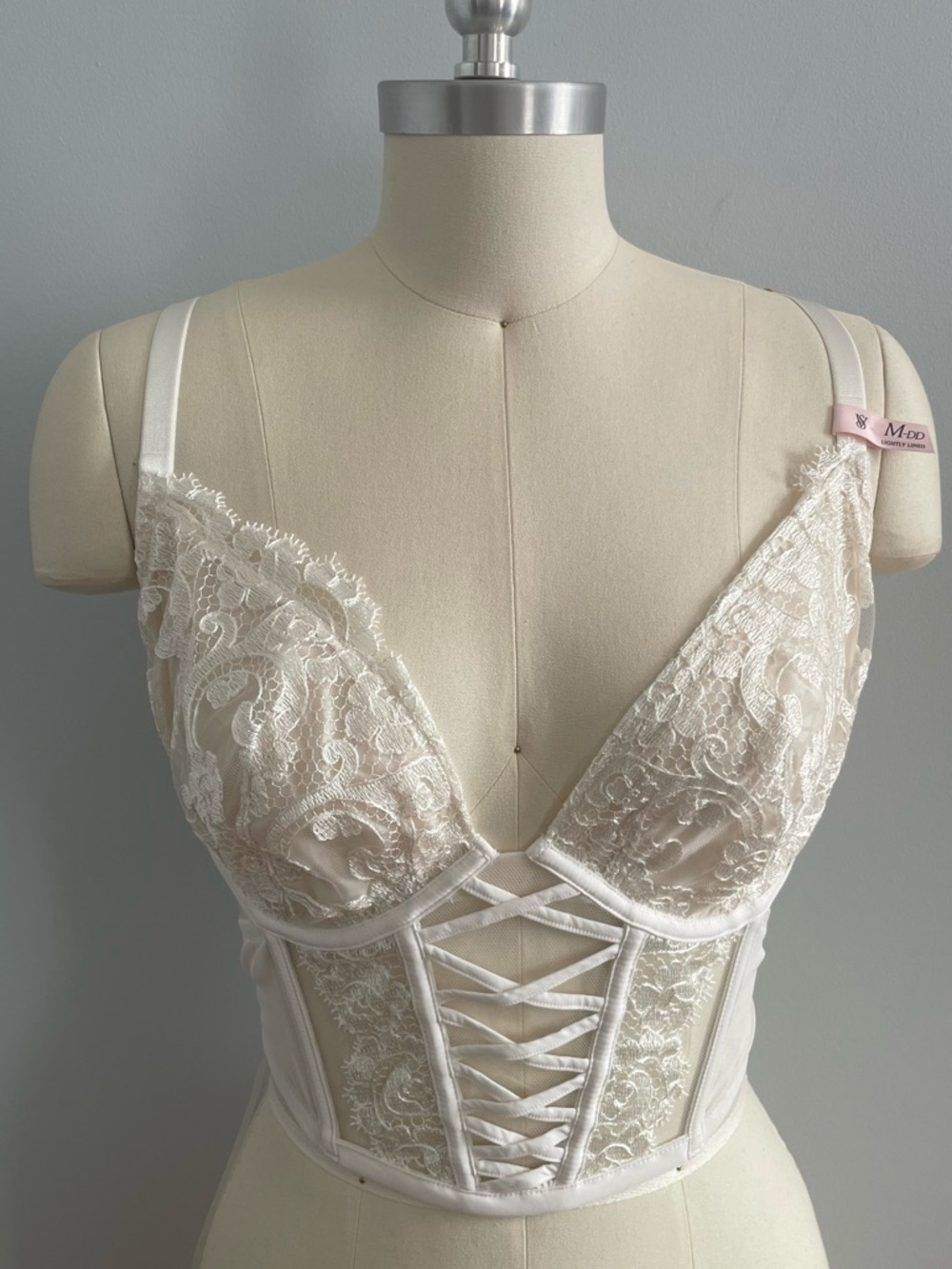 Victoria's Secret Dream Angels Lace Corset Bra Top- Bride-White- Size Medium-DD
